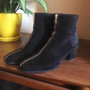 Vagabond black zipper ankle boots